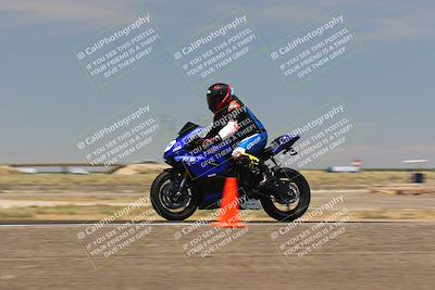 media/Jul-22-2022-TrackDaz (Fri) [[ca4971259a]]/Group B/130pm (Wheelie Bump)/
